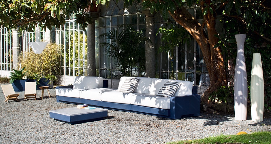 One Outdoor Sofa with One Seat by Serralunga Furniture Sofas